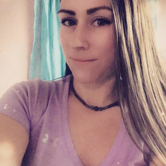 Meet your Posher, Julianne - Picture 1 of 1